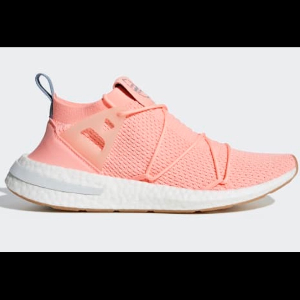 Adidas Sneakers
